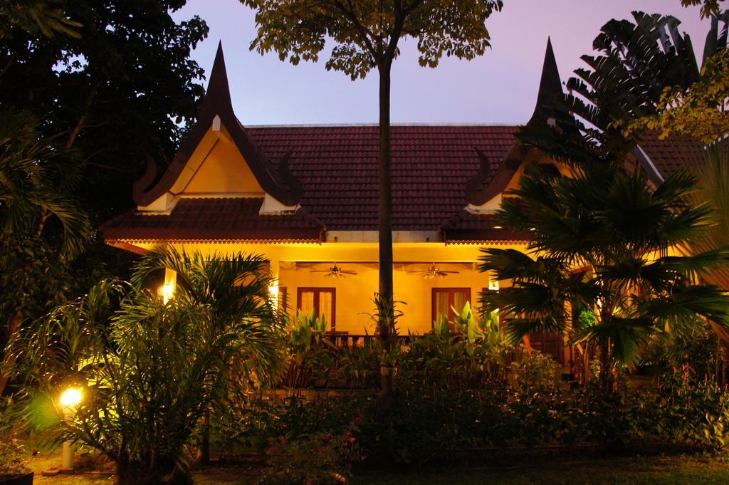 Palm Village Rawai Zewnętrze zdjęcie