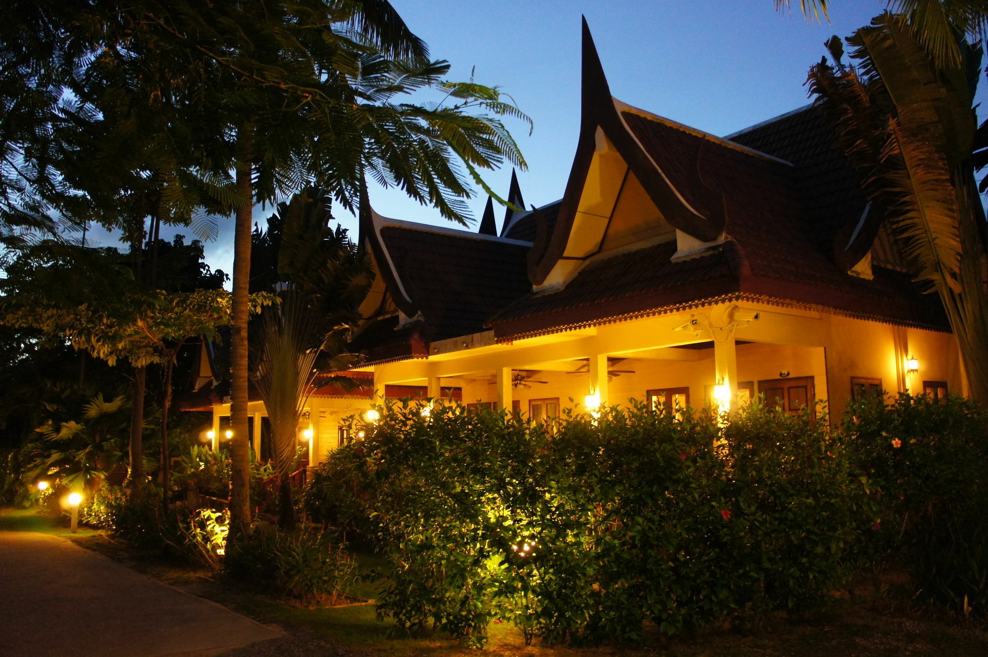 Palm Village Rawai Zewnętrze zdjęcie